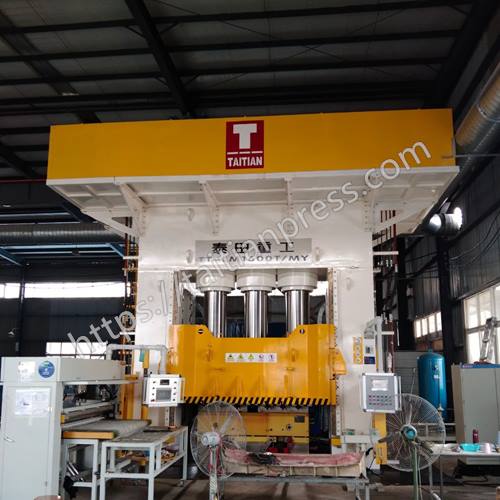 1600 ton SMC Hydraulic Press for Composites Truck Front Face Panel ...